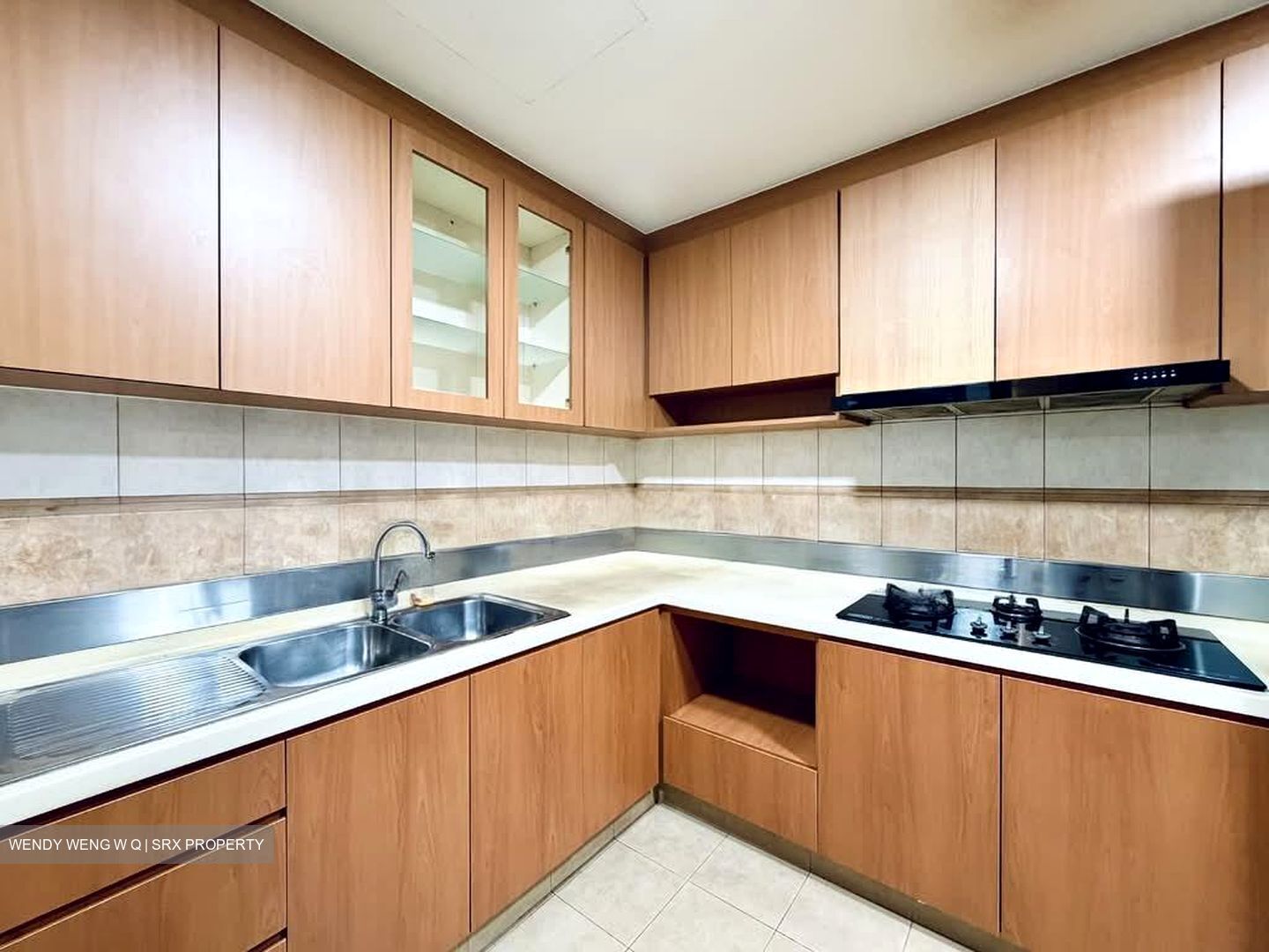 East Meadows (D16), Condominium #560591951